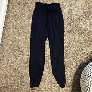 lululemon joggers